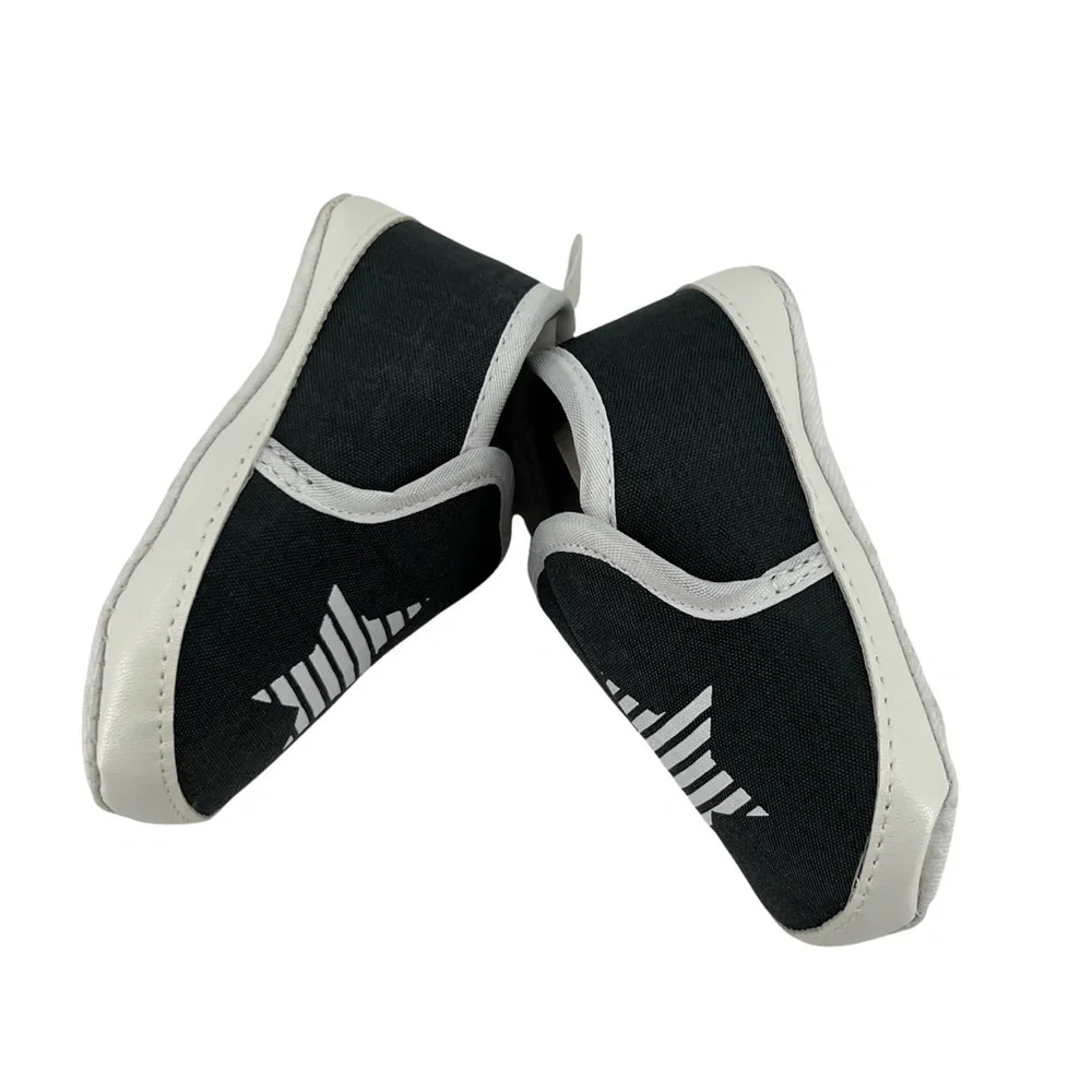 bon bebe Blue Star Slip On Crib Shoes Size 3-9 Months